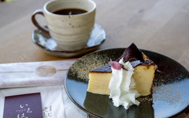 こだわりの珈琲とチーズケーキ